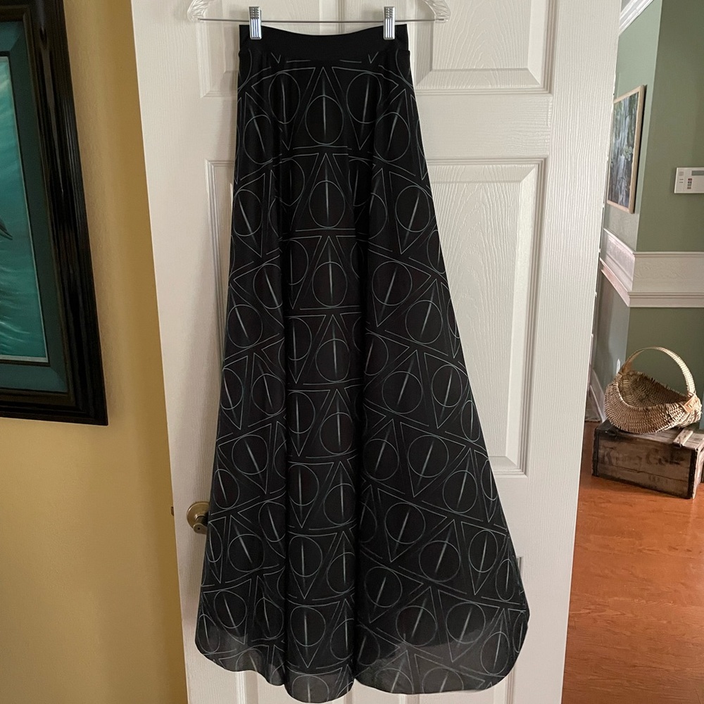 Blackmilk Harry Potter long skirt size M as new